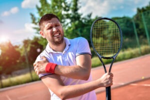 Benefits of Choosing a Specialist for Torn Rotator Cuff Treatment | Vegas